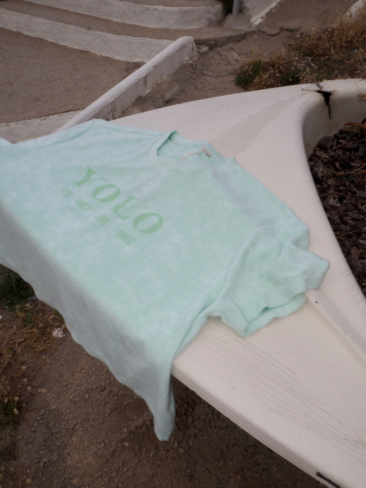 Camiseta "YOLO"