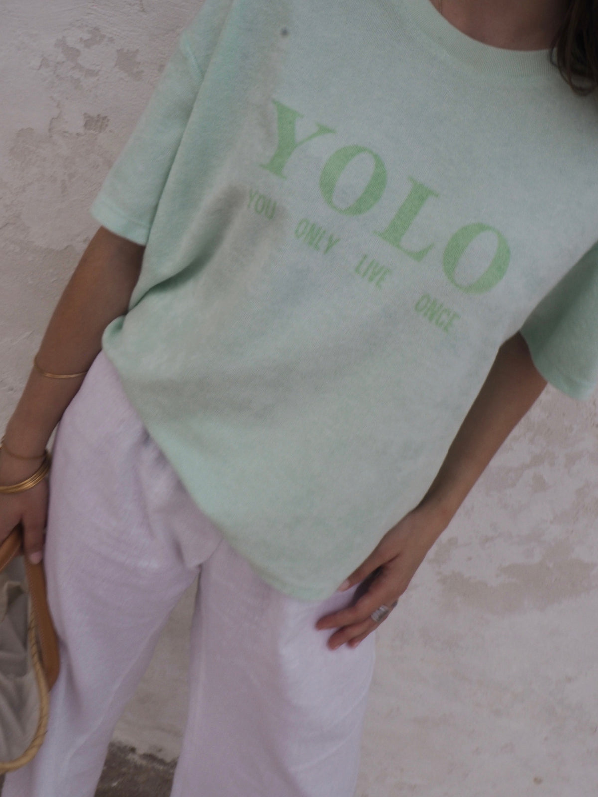 Camiseta "YOLO"