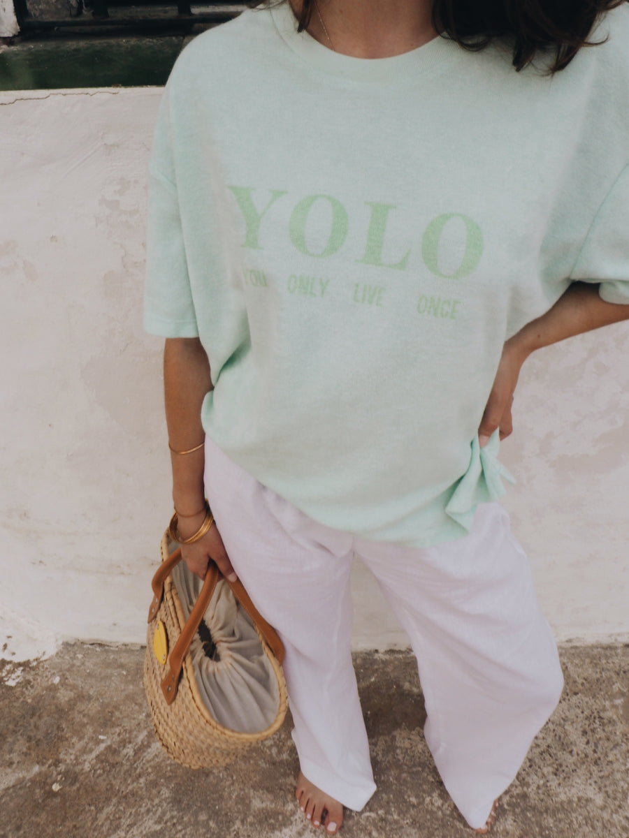 Camiseta "YOLO"