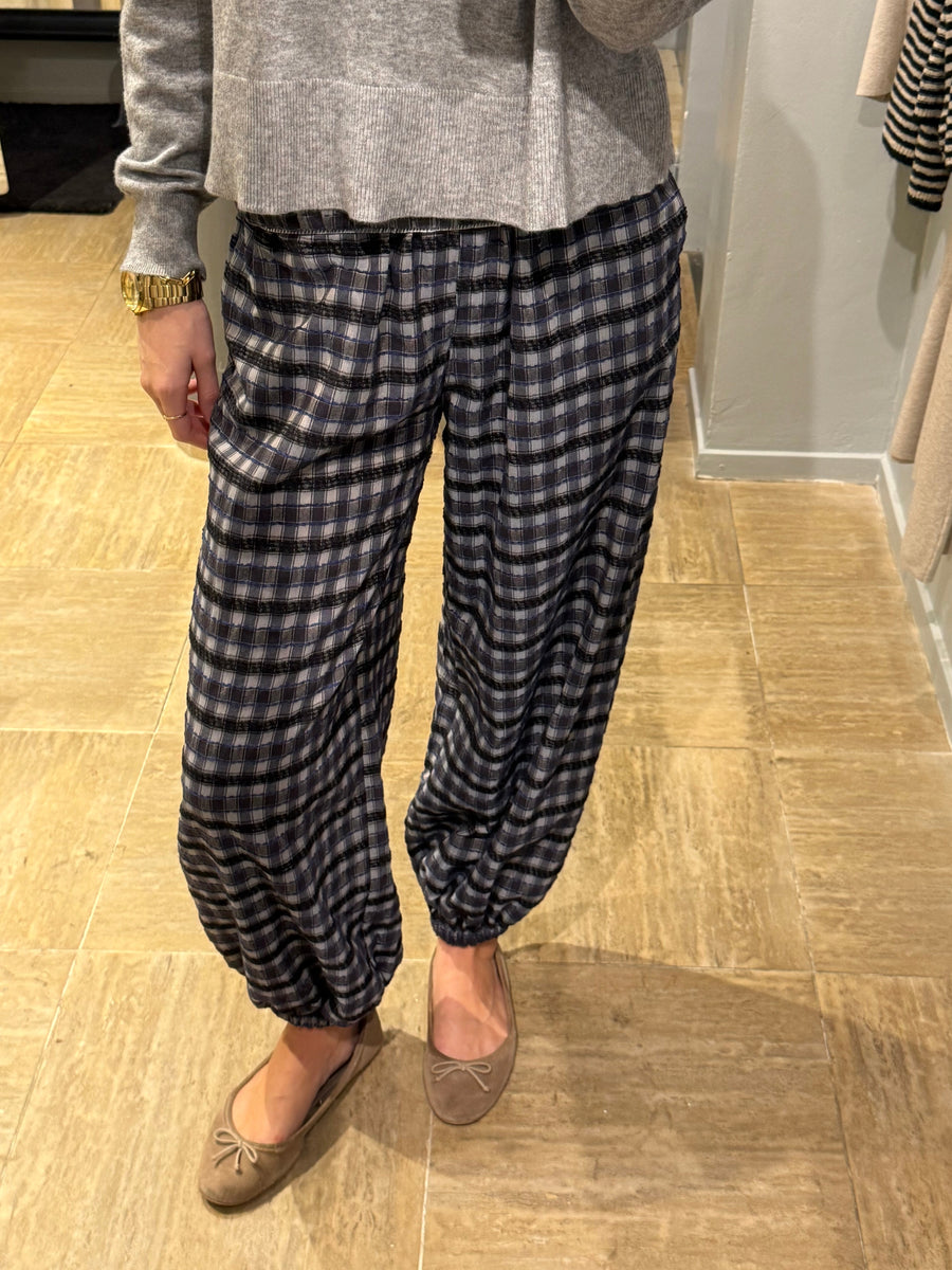 Pantalón bombacho de cuadros